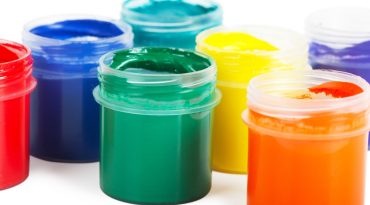 7 Merk Cat untuk Plastik, Mana yang Paling Oke Buat Kamu?