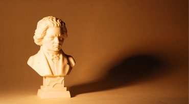 6 Contoh Patung Dekorasi, No 6 Paling Banyak di Sukai